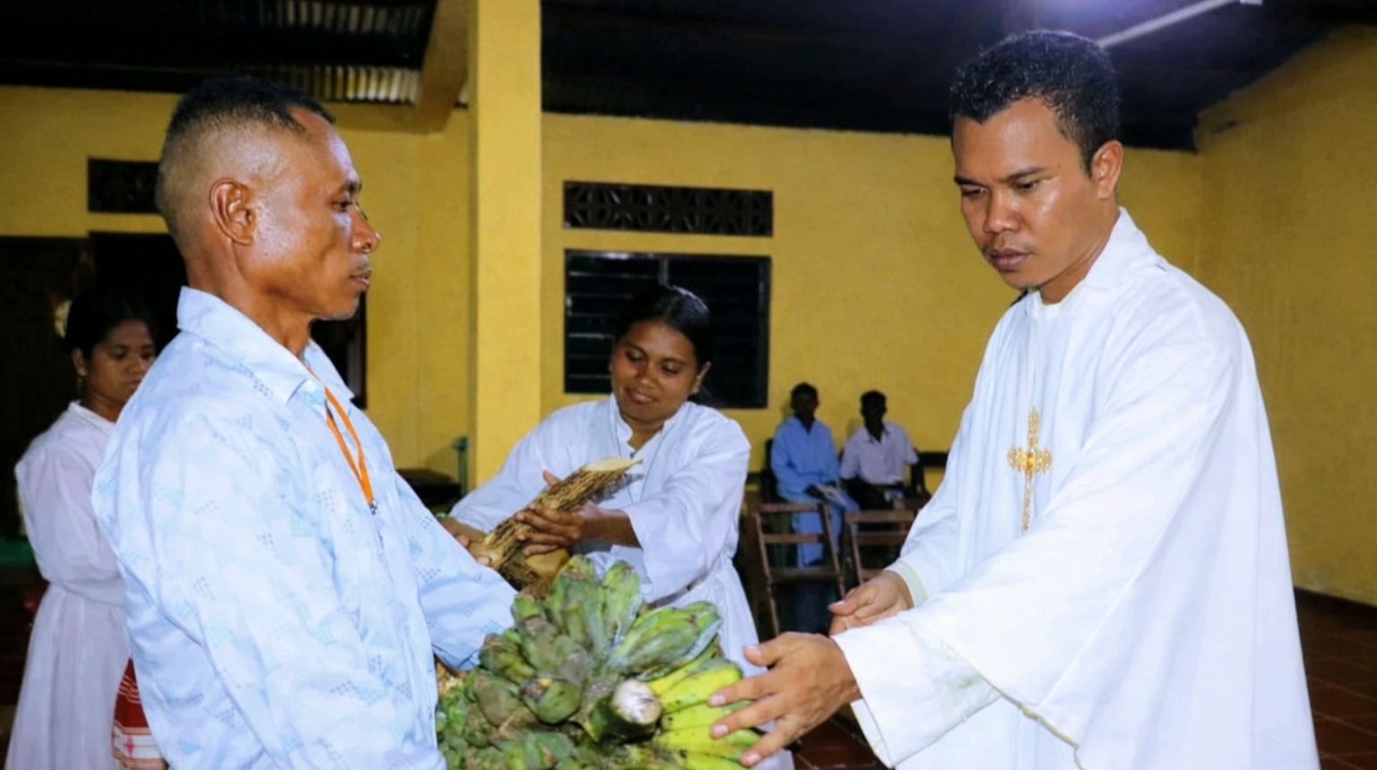 Pe. Cristóvão : Dala Barak Kria “Inimigu Ba Malu Tanba Ita Hein De’it ‘Deskulpa’ Hosi Ema Seluk”